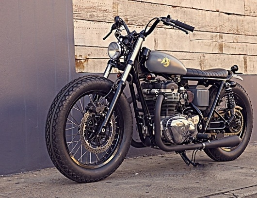 :: DEUS EX MACHINA - The Bloodnok W650 MkII :: #machina #ex #rebuild #deus #bloodnok #custom #graphics #australia #motorcycle