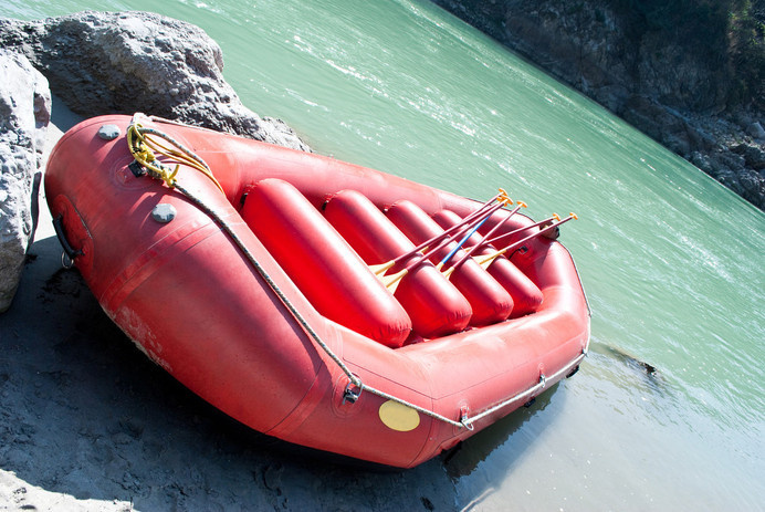 IG042 #rafting #boat