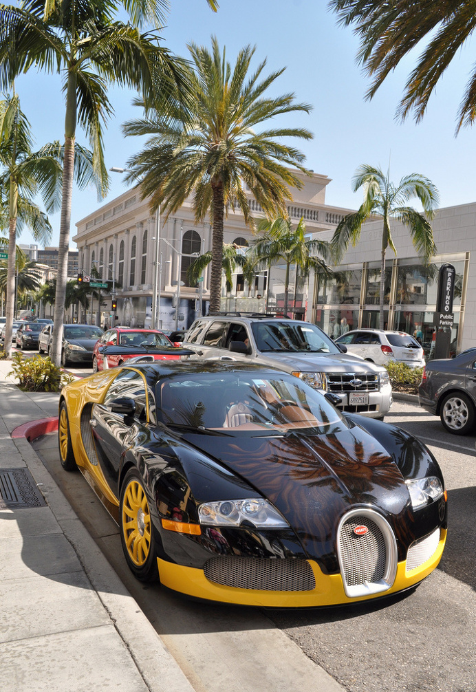 Bugatti Veyron – Rodeo Drive/ Beverly Hills, CA