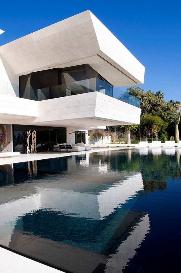 Studio A-cero in Puerto Banús #architecture