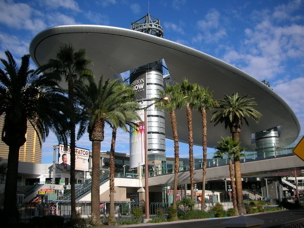 Fashion Show Mall (Las Vegas, United States) #building #architecture #house #interesting
