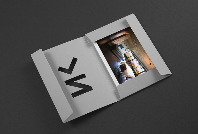 Luka Žanić Photography by Studio8585 #branding #folder