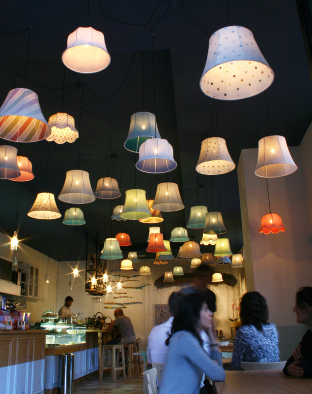 Cicero restaurant by Tommaso Guerra / www.homeworlddesign.com #bar #cofe