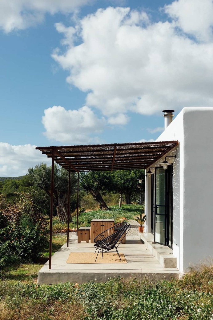 Architects: The Nieuw. Interior Designers: ibiza interiors. Location: San Juan Bautista, Ibiza, Spain. Photography Team: On a hazy morning