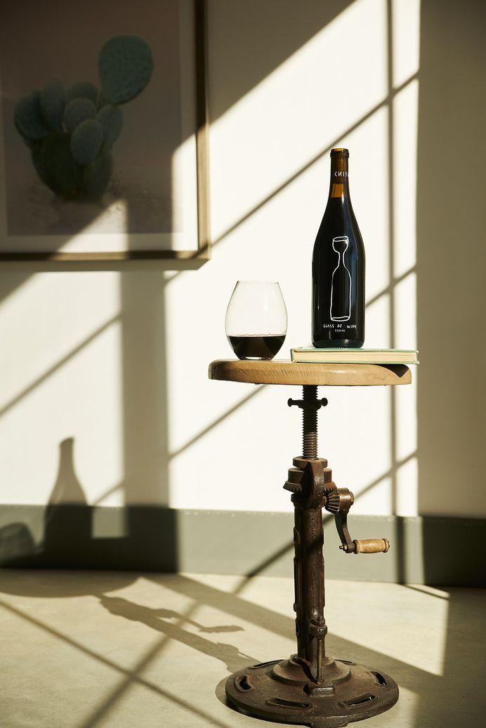 TAPPAN and Winc wine delivery are proud to announce the launch of Selected Works, an ongoing collaboration blending the parallel worlds of art and wine, available starting October 13th. For more of the most beautiful designs visit mindsparklemag.com