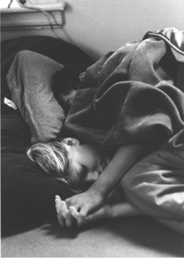 Lyla & Blu #white #black #photography #and #love