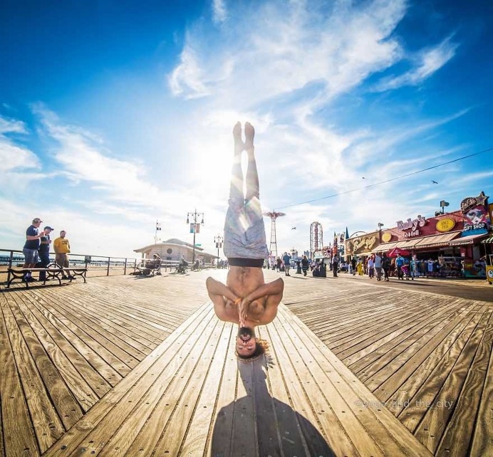 Yoga And The City by Alexey Wind