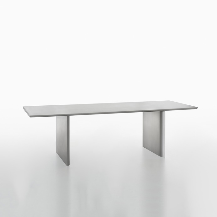 Silhouette by Cecilie Manz