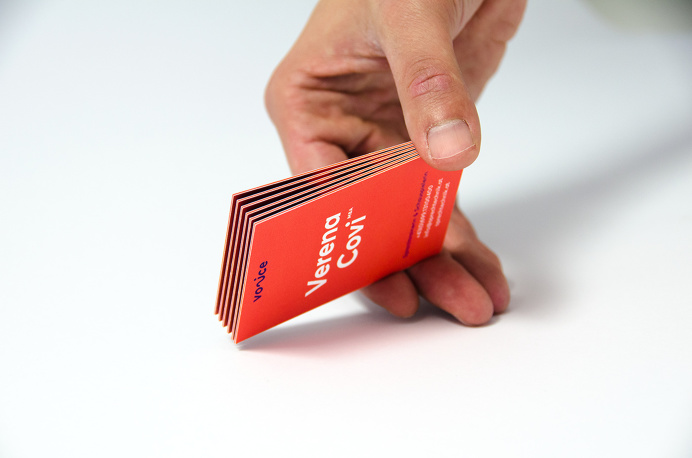 voice — speech and voice training branding corporate design blue red mindsparkle mag business card branding corporate design blue red inte