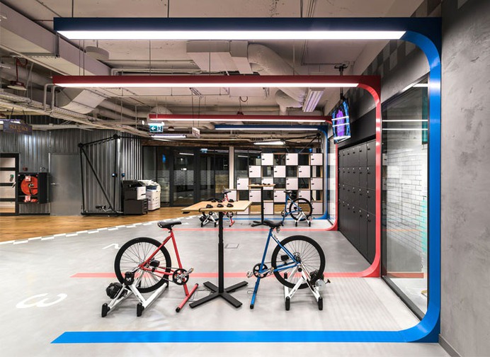 40 Office and Home Gym Ideas – Get Back on Track After the Holidays - InteriorZine #office #gym #interior
