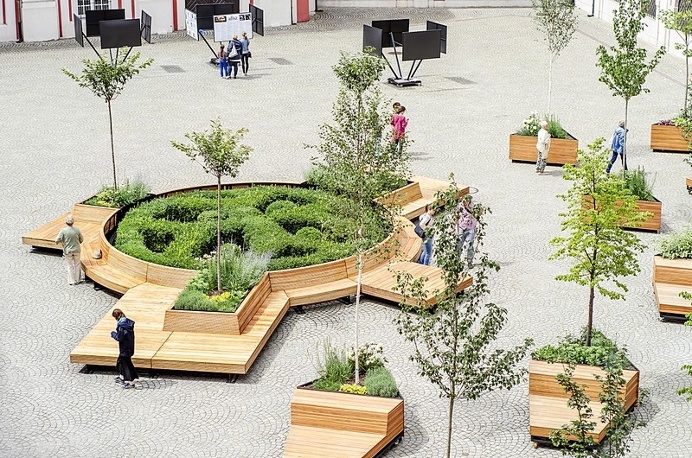 Courtyard City Hall by Atelier Starzak Strebicki