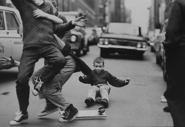 billeppridgeskateboardinginnyc_16.jpeg #b&w #oldschool #skateboard #1960s #york #nyc #new