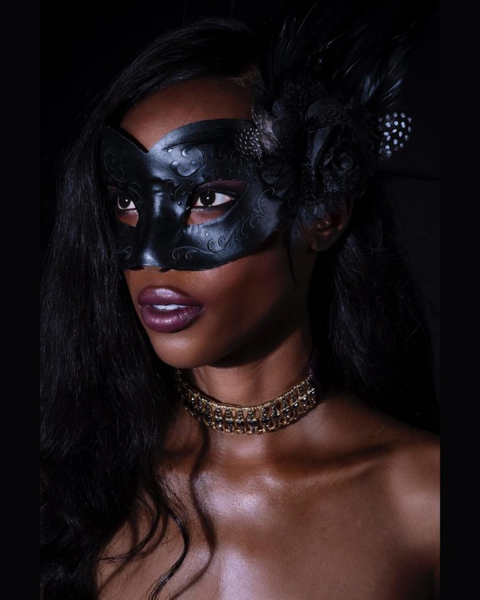 Gorgeous Fashion and Editorial Portraits by Isabel Epstein