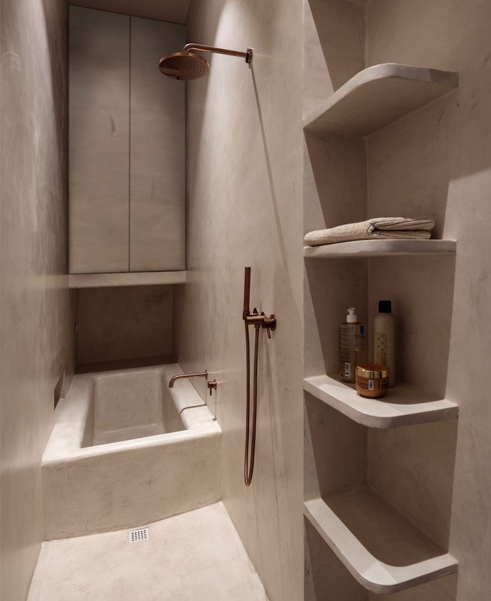 Urban Renewal House in Palacio by Ideo Arquitectura - InteriorZine