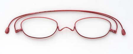 These reading glasses fold into paper-thin profile. You can even store them in between the pages of your book! #fashion #product #design #gadget