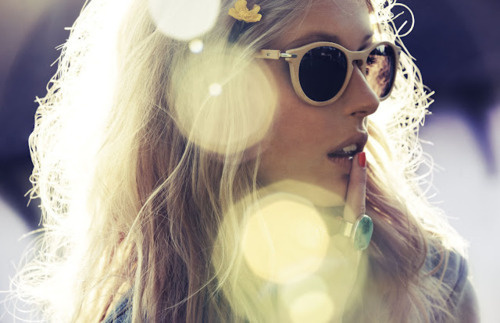 Sara Lindholm #fashion #model #glasses #girl