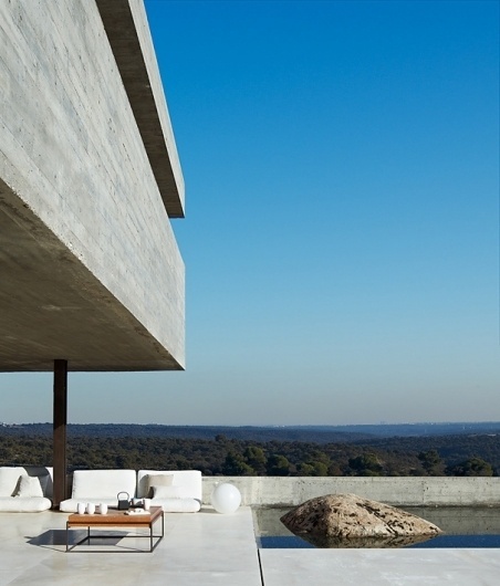 Pitch's House by Iñaqui Carnicero #architecture