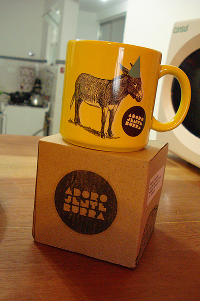 Adoro Jente Burra #logo #identity #mug