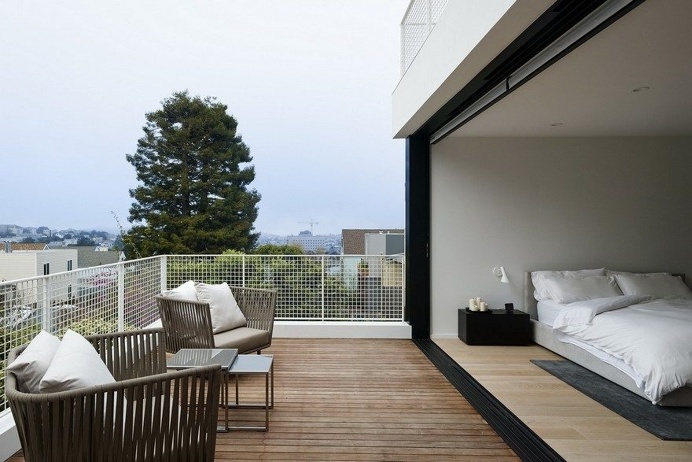 A Loft-Style House With an Interior Space That Feels Light, Airy and Spacious 15