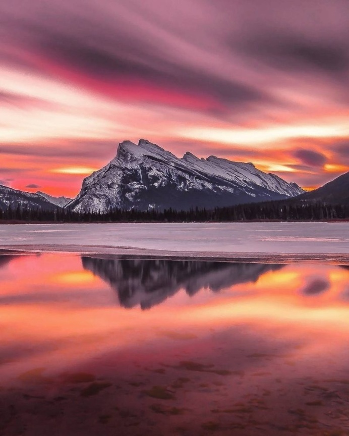 Mark Jinks Captures Stunning Nature Landscapes of Canada