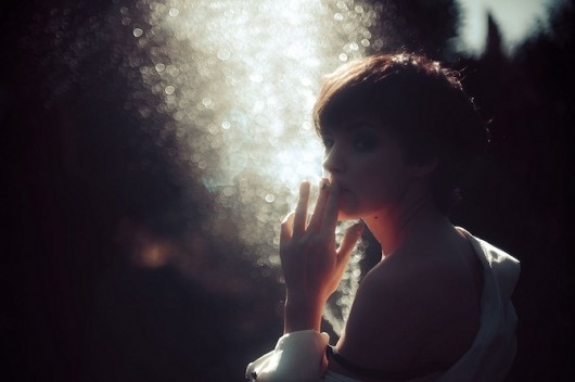 Hernan Corera | PHOTODONUTS DAILY INSPIRATION PHOTOGRAPHY #smoking #bokeh