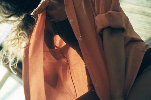 http://off-the-wall-b.tumblr.com/ #fatale #woman #lady #femme