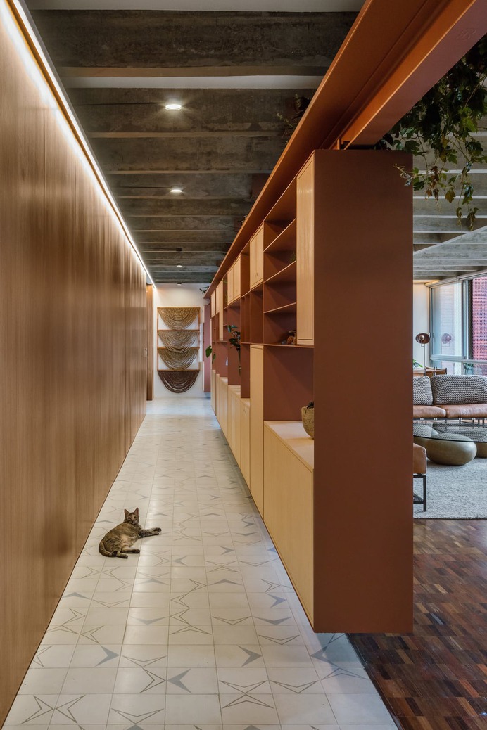AMRA7 Apartment by Bruno Rossi Arquitetos + Piratininga Arquitetos