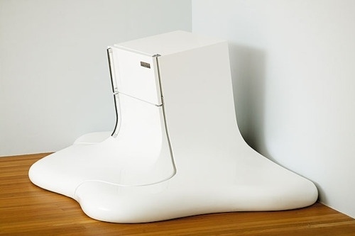 Chimes&Rhymes | innovative design and new techniques in visual artistry #fridge #melting #white #art