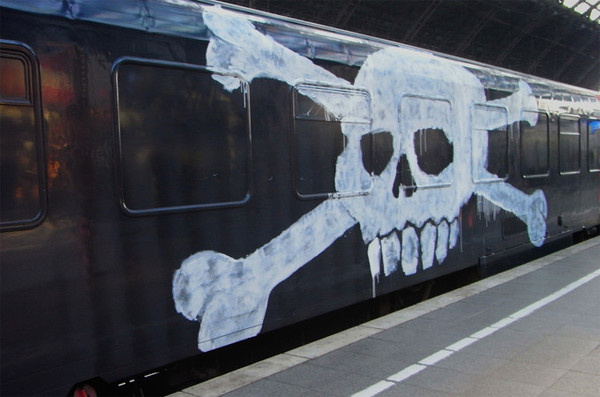 Hosted by imgur.com #crossbone #skull #and