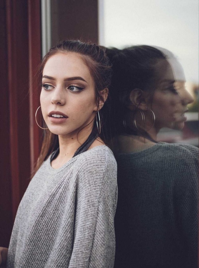 Gorgeous Lifestyle Portrait Photography by Elliot Choy