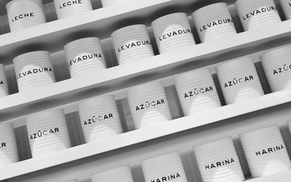 Catalina Fernxc3xa1ndez #packaging #white #anagrama #container