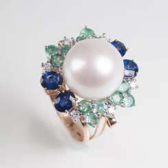 Classically-elegant pearl-emerald-sapphire-Ring