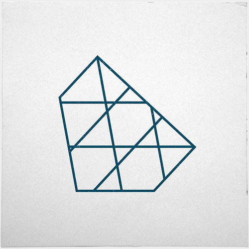 #267 Iceberg – A new minimal geometric composition each day