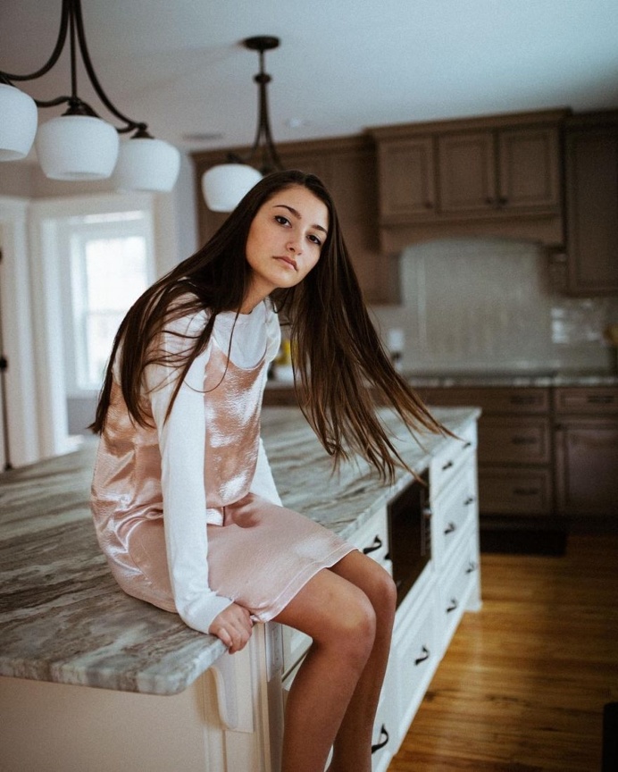 Gorgeous Lifestyle Portrait Photography by Emily Khan