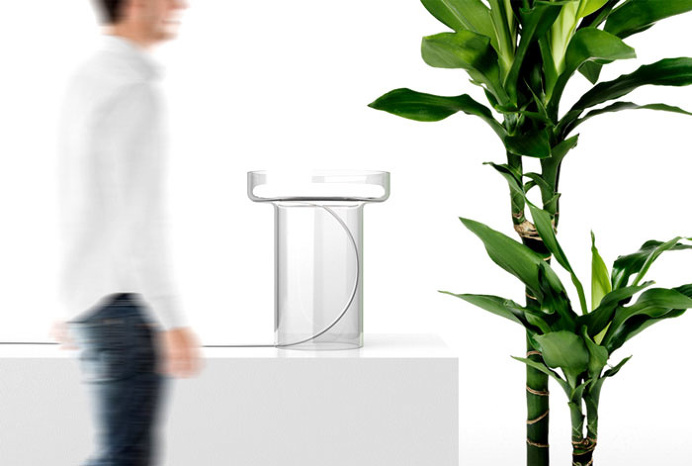 Table Lamp that Emphasizes the Circular Fluorescent Light - InteriorZine