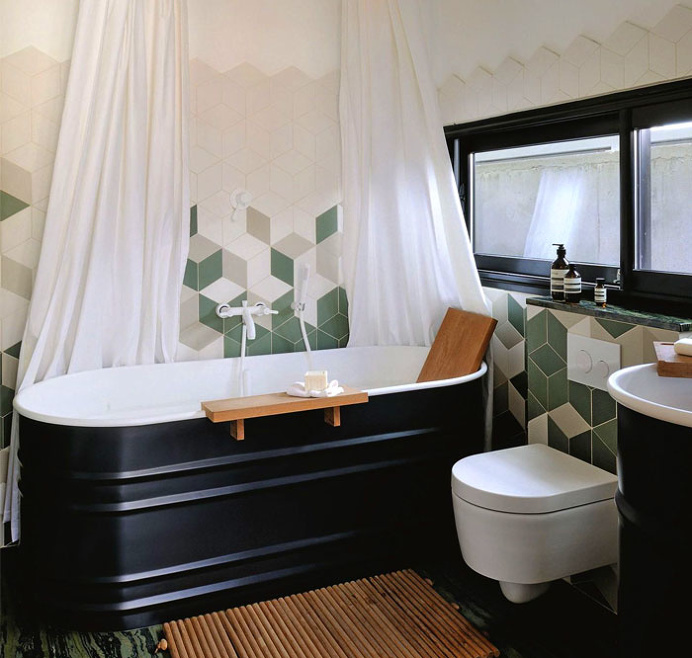 Latest Bathroom Designs and Colors for 2017 - #bath, #interior, #decor, #trend