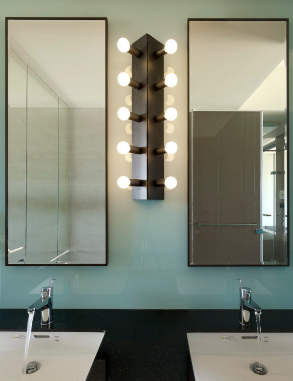 Minimally Designed Apartment With Punches of Color Photo #interior #design #decor #mirror #deco #decoration