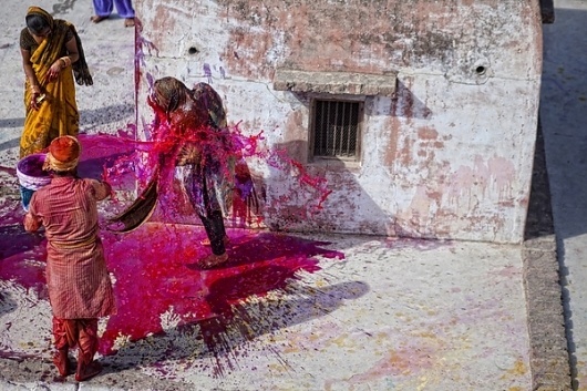 Festival di holi on the Behance Network #photojournalism #festival #gibotta #holi #antonio #photography #di
