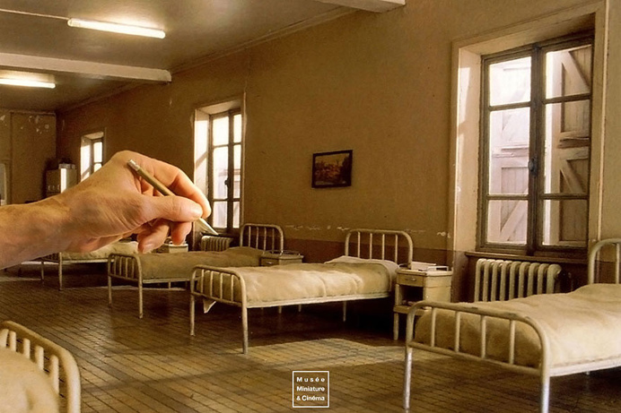 100+ Miniature Movie Sets By Dan Ohlman Show Cinematography Before CGI