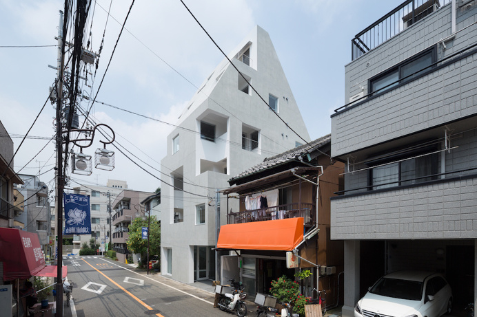 Kitasenzoku Apartment
