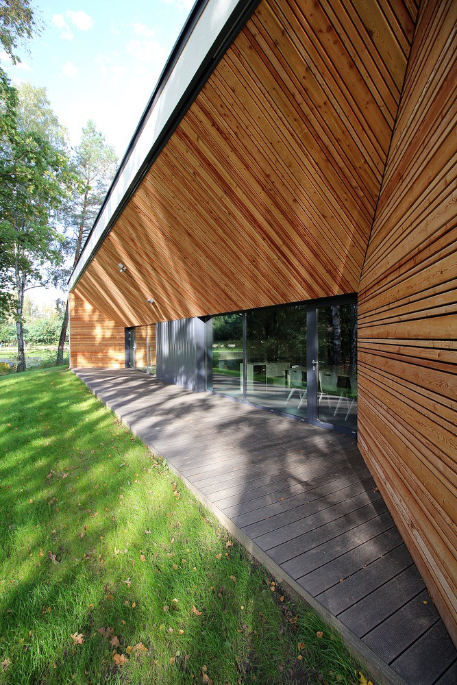 Primary School in Wesoła / xystudio