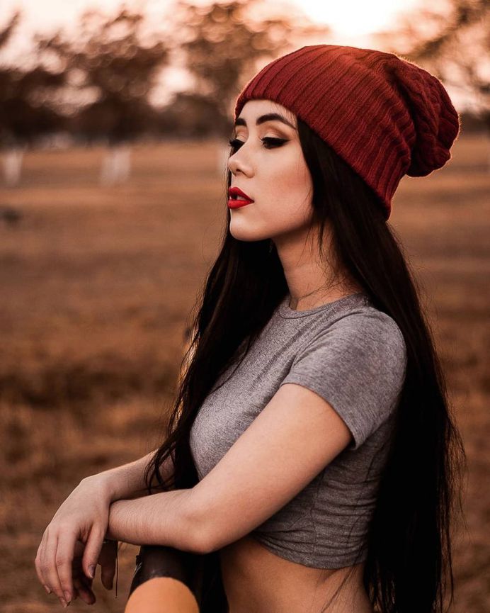 Gorgeous Beauty and Lifestyle Portrait Photography by Isaac Macho