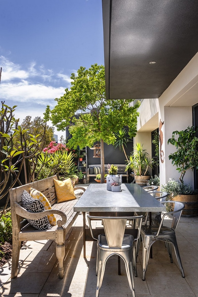 North Coogee House – Rustic and Fun Design by Collected Interiors