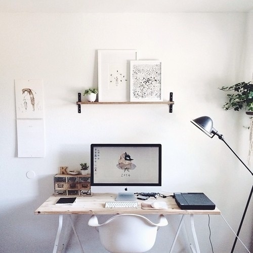 From the home of Kelli Murray via Murray & Finn #office #desk #home #workspace