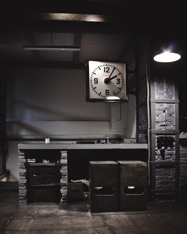 KUKLA interior shoot #interior #photos #onga #shop #design #decor #odessa #boutique #deco #fashion #clock #ukraine #decoration