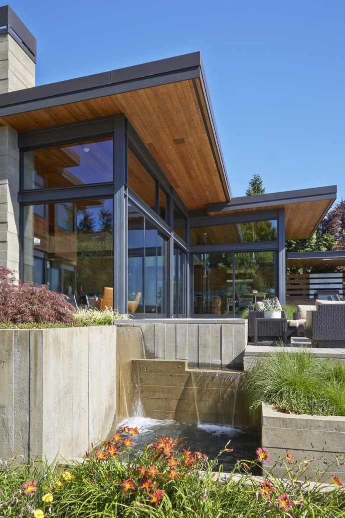 Eastlight House / McClellan Architects