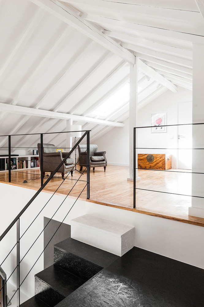 Converting a 50-Year-Old Barn in a Modern Home