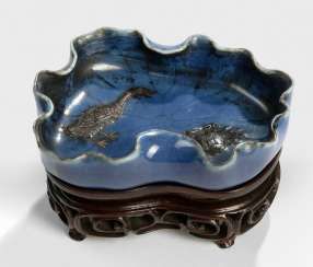Brush washer porcelain, in the Form of a Lotus leaf with dark blue glaze #Sets #Tea sets #Porcelain sets #Antique plates #Plates #Wall plates #Figures #Porcelain figurines #porcelain