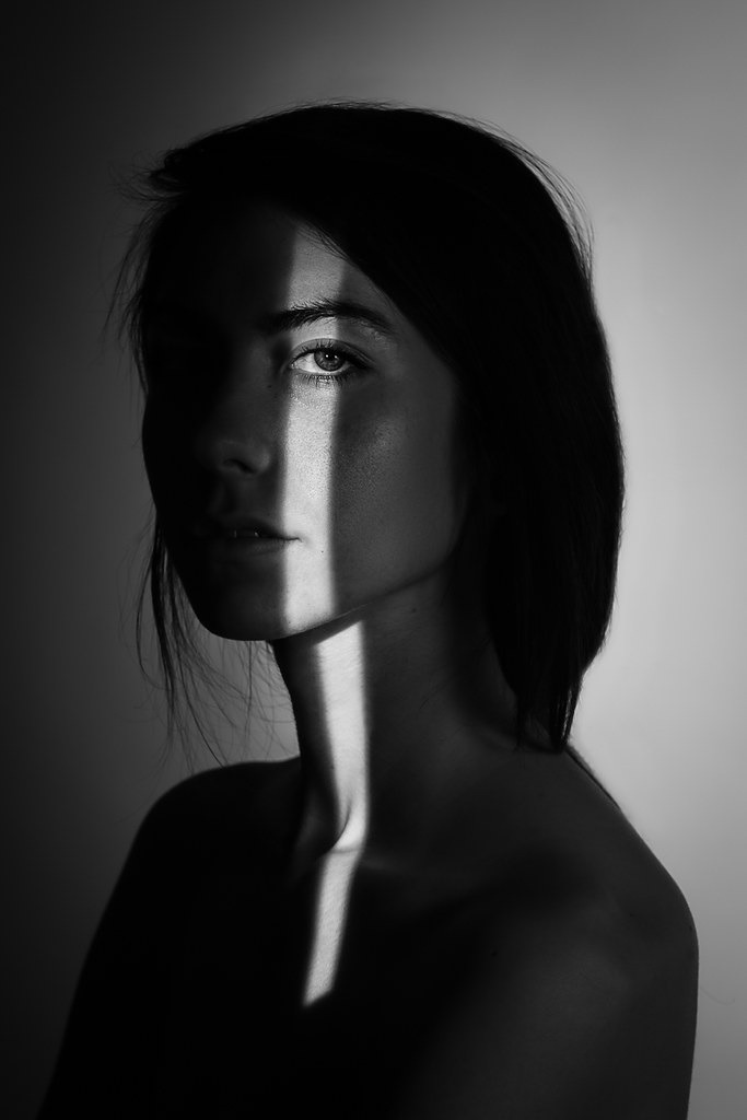 16212285877_32b2a36839_b.jpg (683×1024)