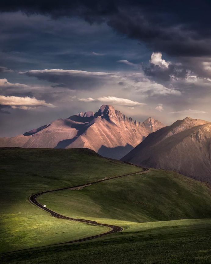 Landscapes of Colorado: Mountains and Plains by Ben Strauss